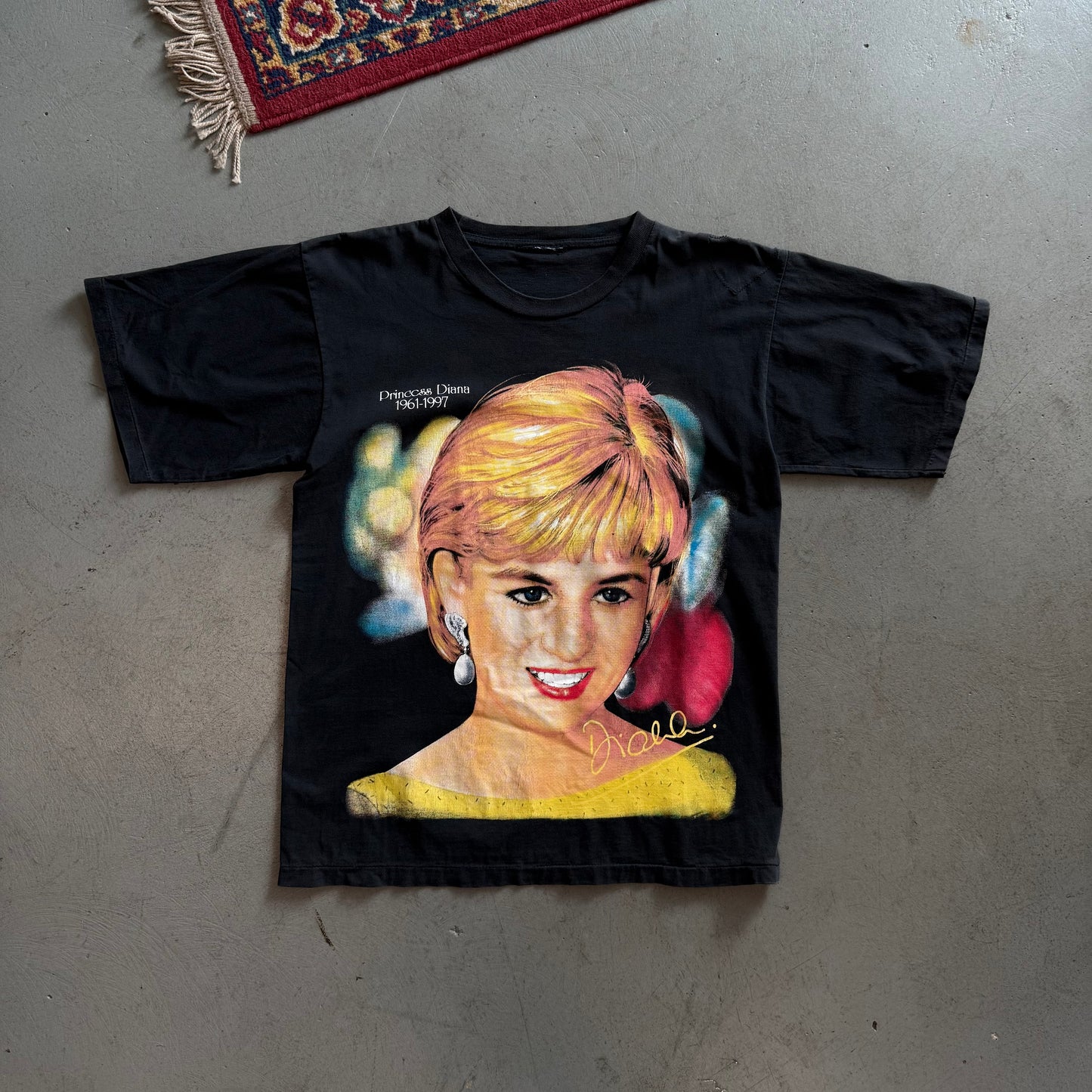 Vintage Princess Diana Memorial Tee - L/XL (Repair Pictured)
