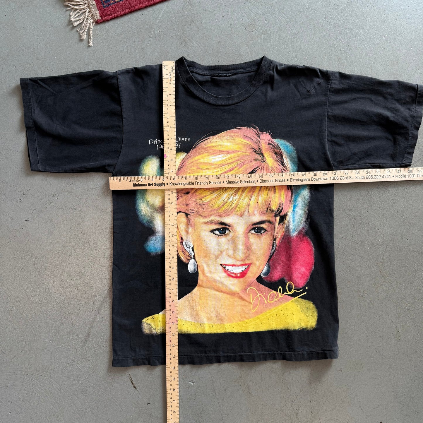 Vintage Princess Diana Memorial Tee - L/XL (Repair Pictured)