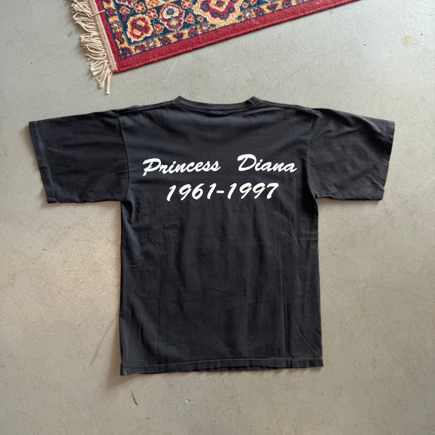 Vintage Princess Diana Memorial Tee - L/XL (Repair Pictured)