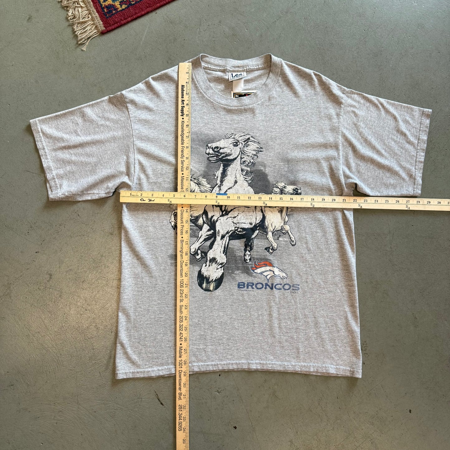 Vintage Denver Broncos Tee - XL