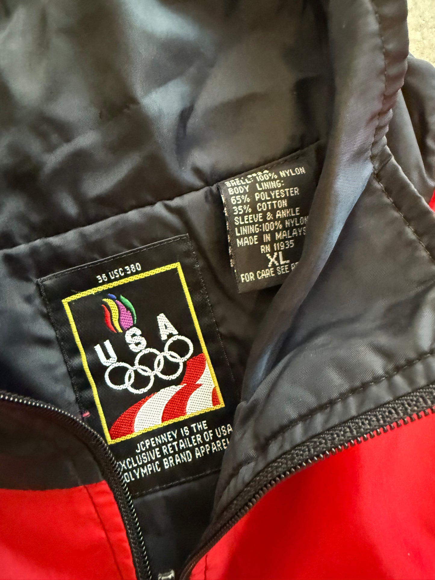 90's USA Windbreaker - XL