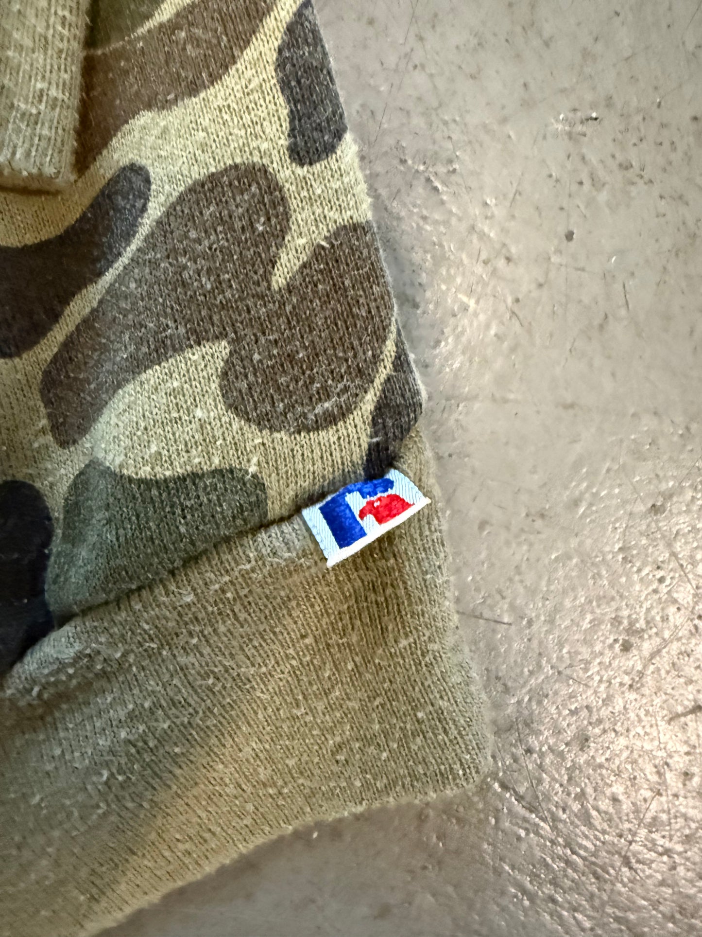 Vintage Camo Russell Sweatshirt - Large