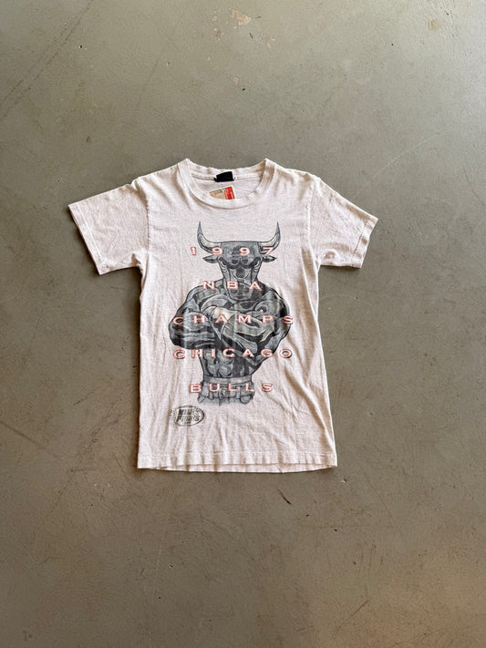 Vintage '97 Chicago Bulls Finals Champions Tee - Changes Tag - Youth XL (fits like a medium)
