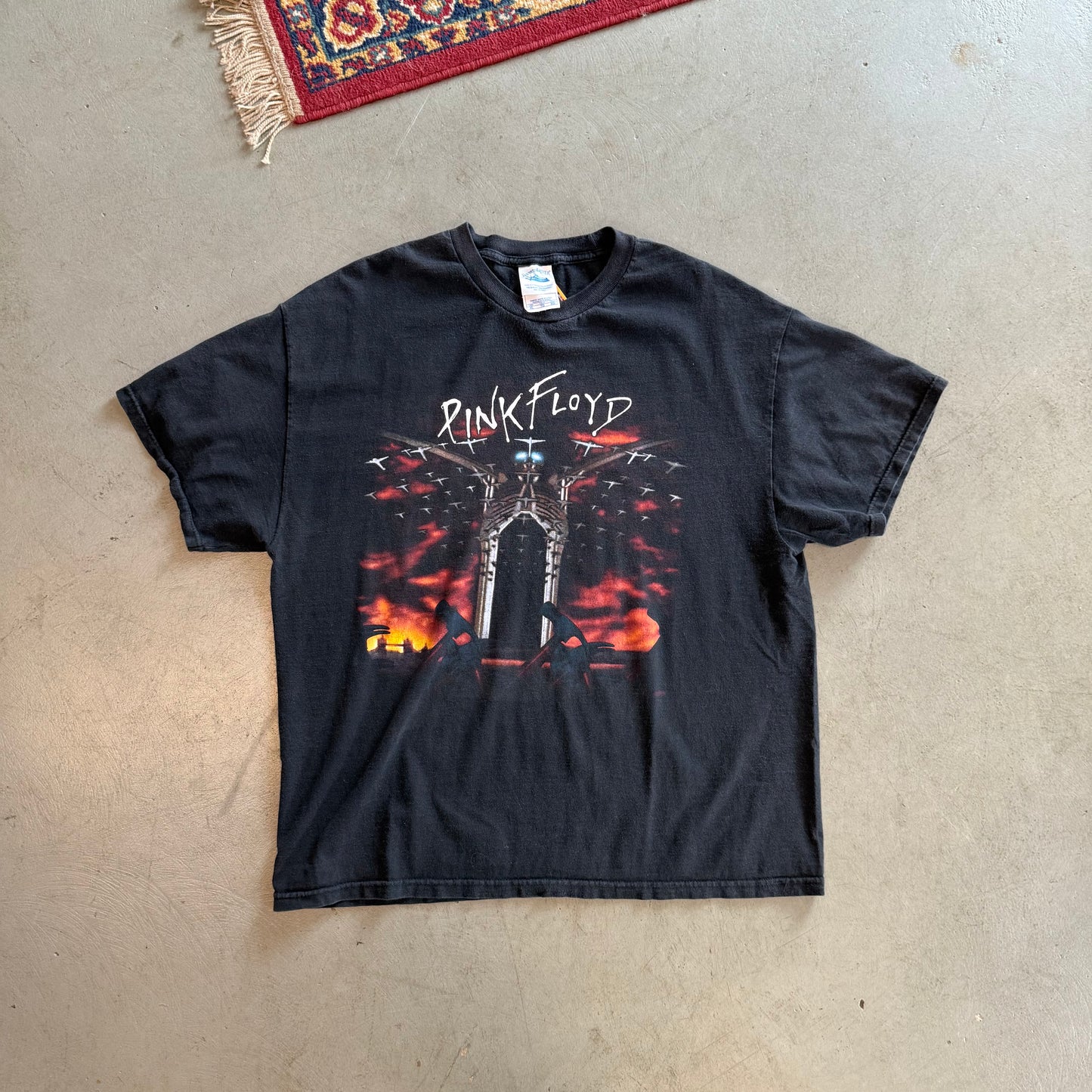 Vintage Pink Floyd The Wall T-shirt - XL