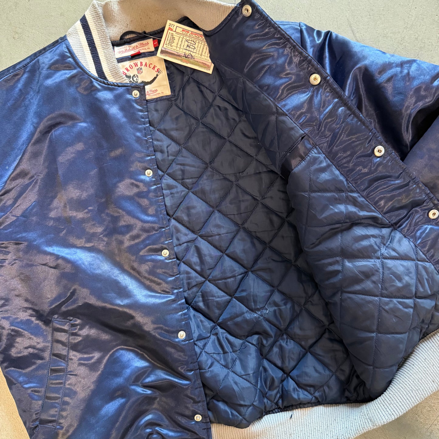 Y2K Dallas Cowboys Mitchell & Ness Satin Bomber Jacket - Large